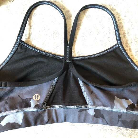 LULULEMON Black Gray Camo Flow Y Mesh Panel Razor Back Sports Bra Size 6 - Picture 12 of 16